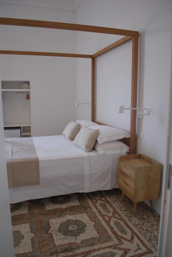 Palazzo Del Cavaliere Bed & Breakfast Галиполи Екстериор снимка