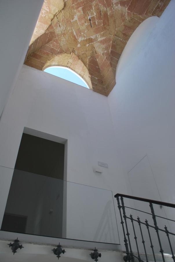 Palazzo Del Cavaliere Bed & Breakfast Галиполи Екстериор снимка