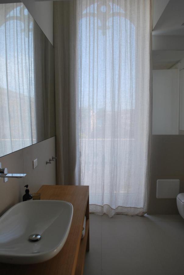 Palazzo Del Cavaliere Bed & Breakfast Галиполи Екстериор снимка